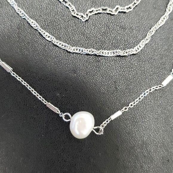 *Sale* Charming Charlie silver tone triple layer pearl necklace - Picture 2 of 12
